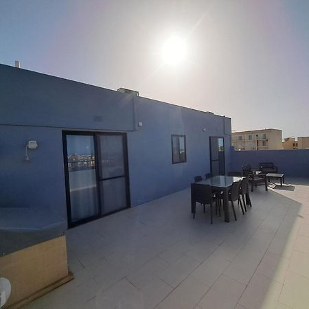 Апартаменты Sea View Penthouse Zebbug  Экстерьер фото