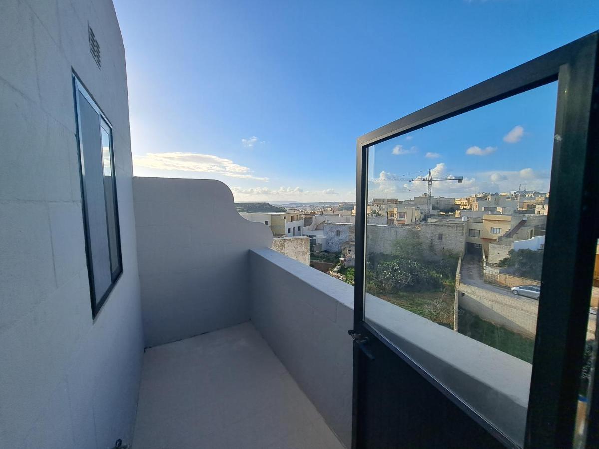 Апартаменты Sea View Penthouse Zebbug  Экстерьер фото