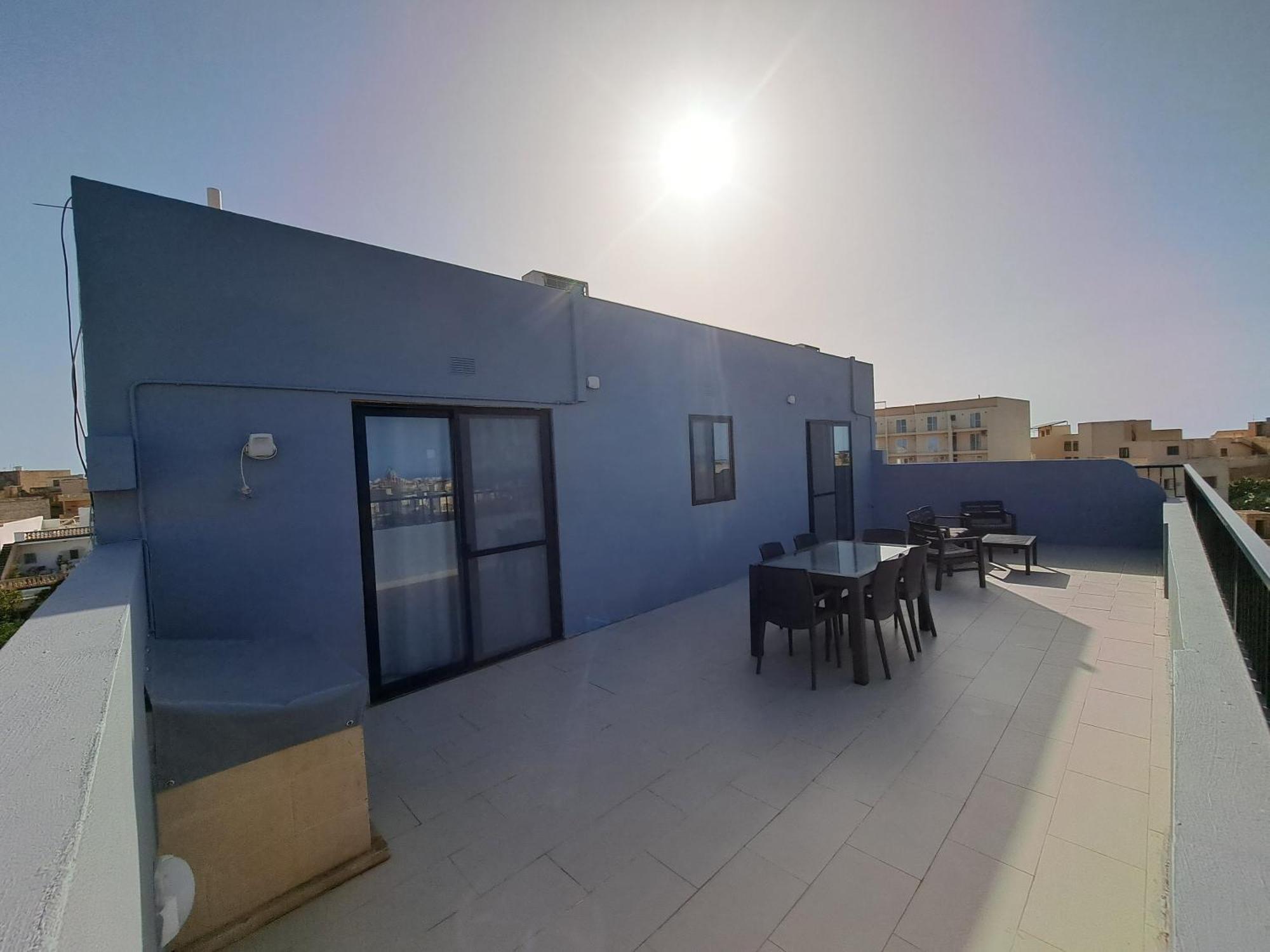 Апартаменты Sea View Penthouse Zebbug  Экстерьер фото